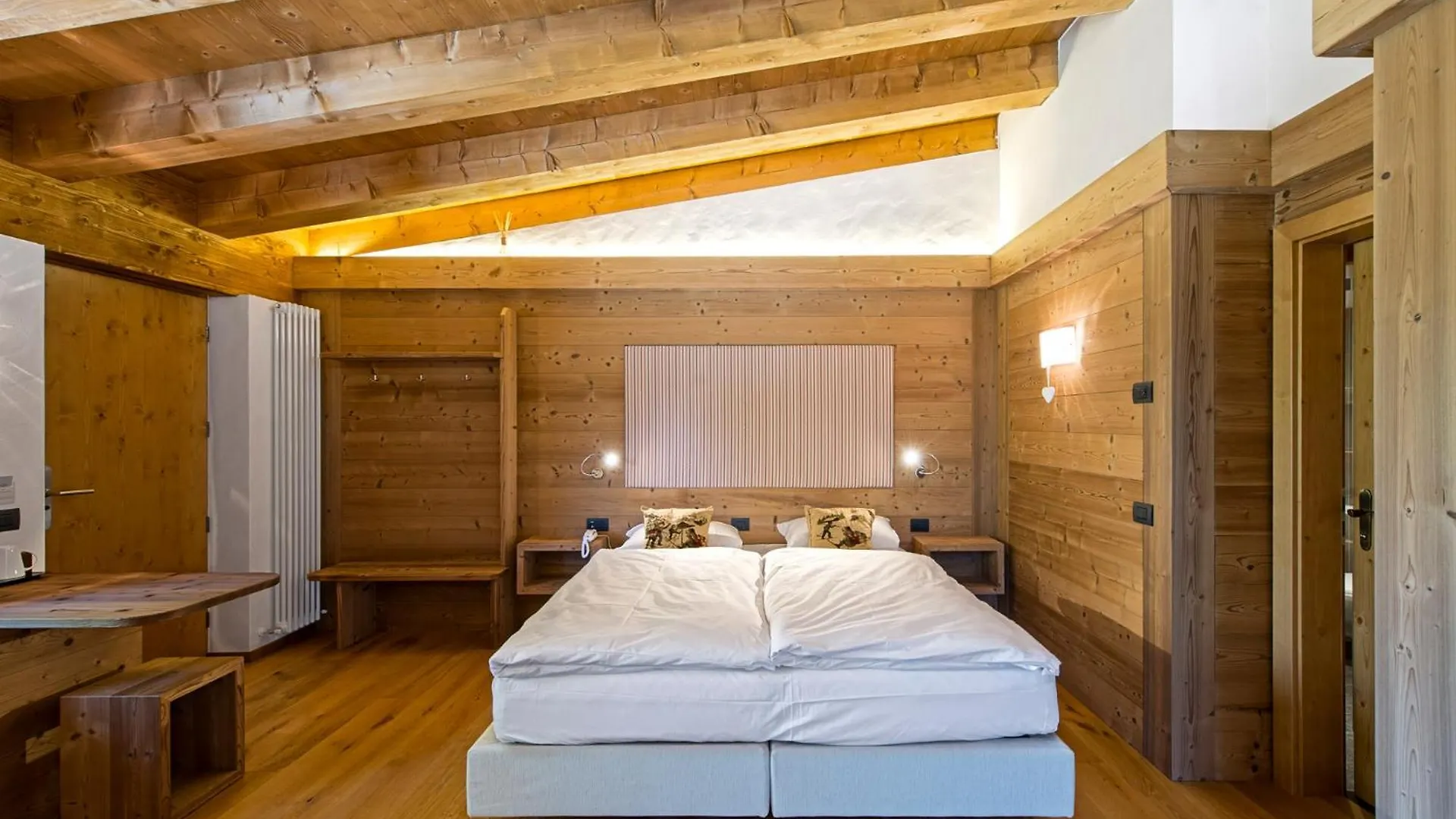 Baita Fraina Cortina d'Ampezzo 0*,